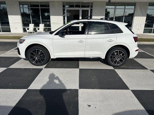 2023 Audi SQ5 3.0T Premium Plus