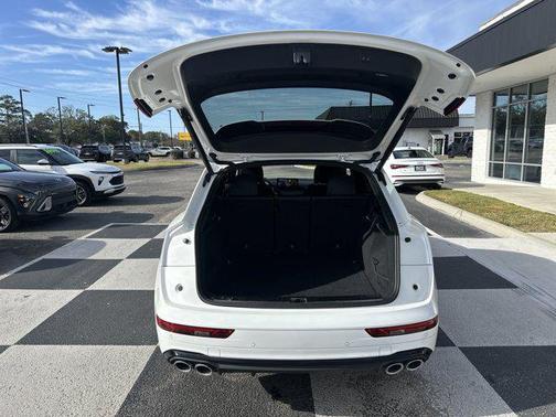 2023 Audi SQ5 3.0T Premium Plus