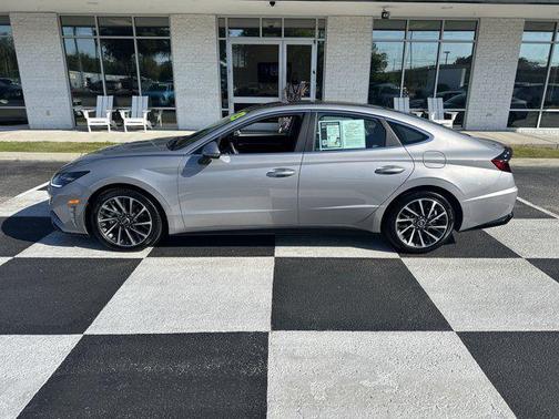 2023 Hyundai SONATA Limited