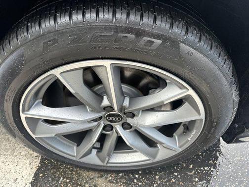 2024 Audi Q3 45 S line Premium Plus
