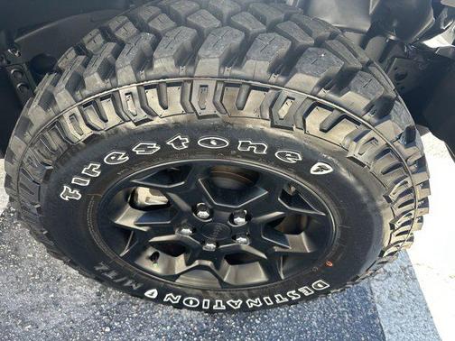 2023 Jeep Gladiator Willys 4x4