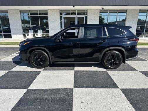 2025 Toyota Highlander Hybrid XLE