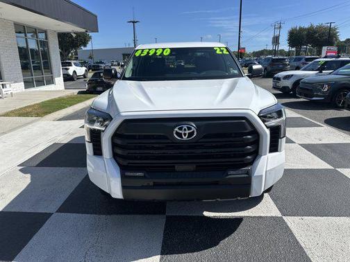 2022 Toyota Tundra SR5