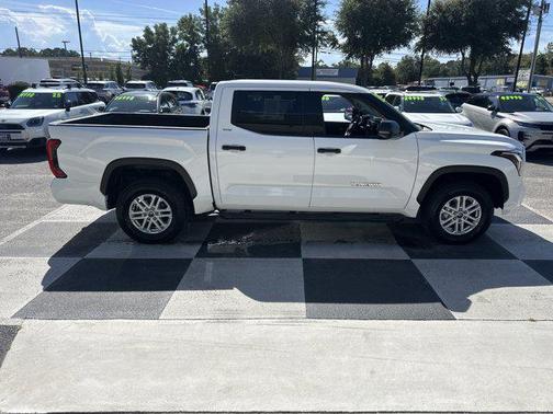 2022 Toyota Tundra SR5
