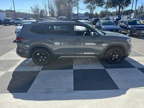 2024 Volkswagen Atlas 2.0T SEL