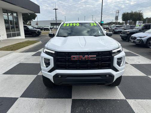 2024 GMC Canyon Elevation