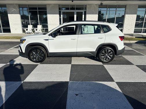 2024 Volkswagen Taos 1.5T S