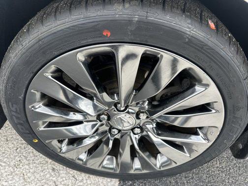 2015 Acura RLX Technology Package