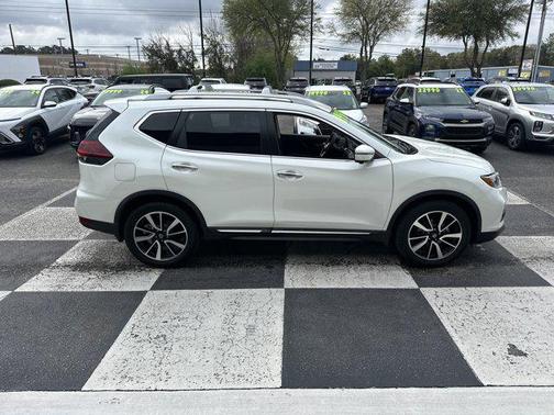 2020 Nissan Rogue SL
