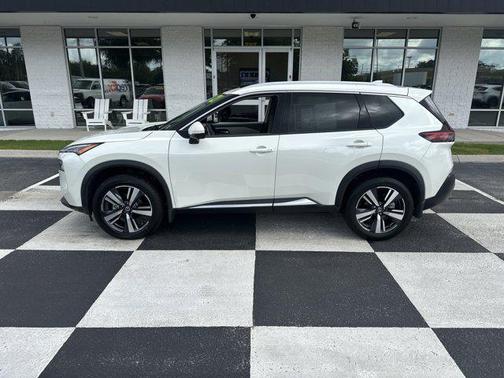 2021 Nissan Rogue SL