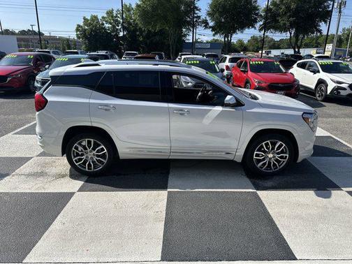 2023 GMC Terrain Denali