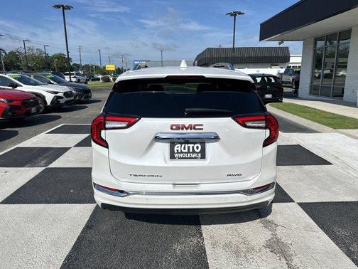 2023 GMC Terrain Denali