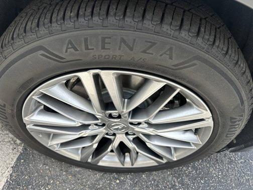 2023 Acura MDX Advance Package