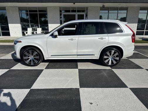 2021 Volvo XC90 T6 Inscription