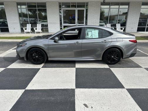 Heavy Metal 2025 Toyota Camry SE