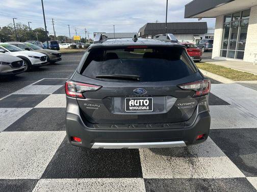 2025 Subaru Outback Touring XT