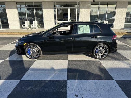 mythos black metallic 2026 Volkswagen Golf R 2.0T DSG
