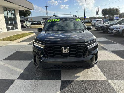 2025 Honda Pilot Black Edition