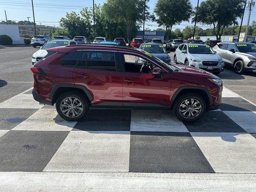 2024 Toyota RAV4 Hybrid XLE Premium