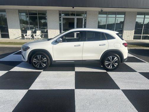 2025 Mercedes-Benz GLA 250 Base