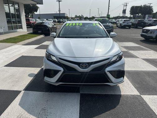 2024 Toyota Camry Hybrid SE