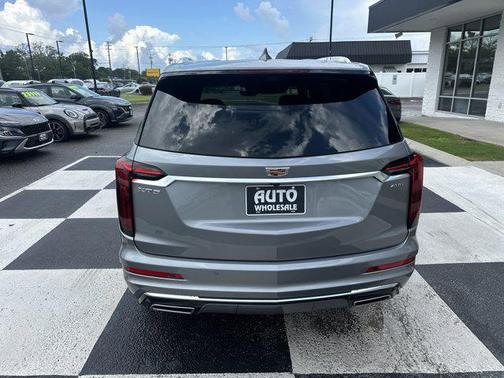 2025 Cadillac XT6 Premium Luxury FWD