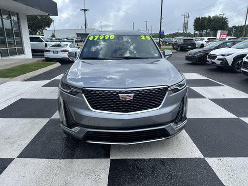 2025 Cadillac XT6 Premium Luxury FWD