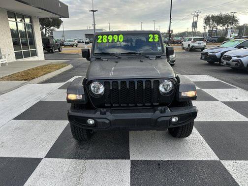 2023 Jeep Gladiator Willys 4x4