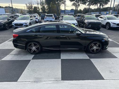 2022 Honda Accord Touring 2.0T