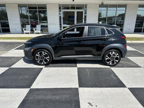 Ultra Black 2022 Hyundai KONA Limited