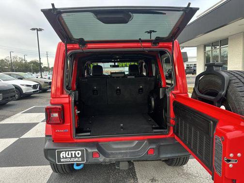 2022 Jeep Wrangler Unlimited 4xe Sahara