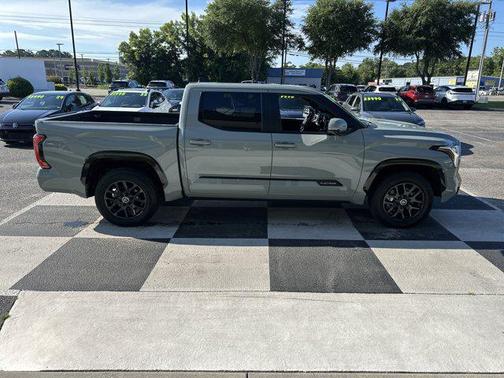 2024 Toyota Tundra Platinum