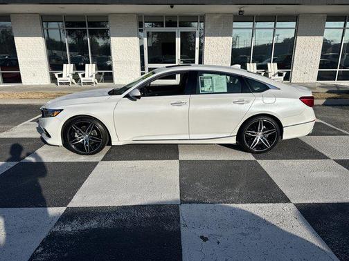 2022 Honda Accord Touring 2.0T