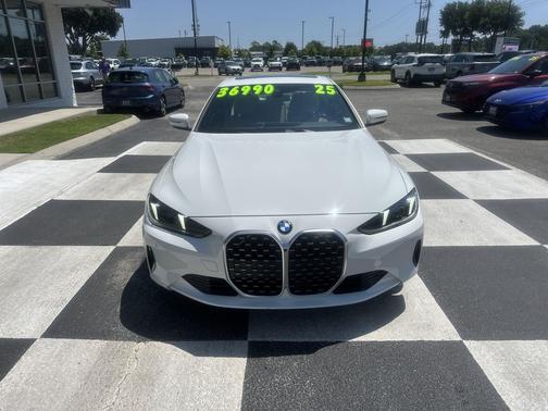 Alpine White 2025 BMW 430 i