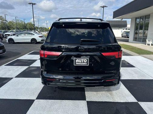 2025 Toyota Sequoia Platinum