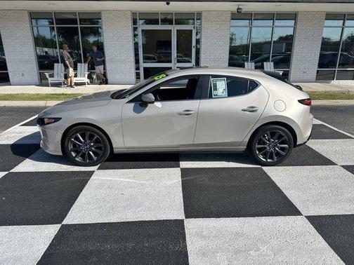2025 Mazda Mazda3 FWD w/Preferred Package