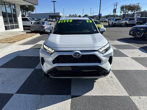 2023 Toyota RAV4 Hybrid SE