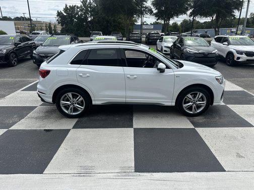 2024 Audi Q3 Premium 45 TFSI S line quattro Tiptronic