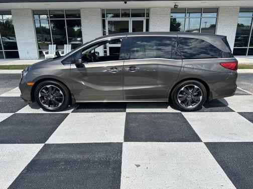 2022 Honda Odyssey Elite
