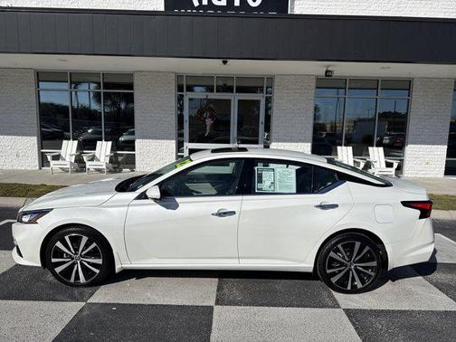 2022 Nissan Altima Platinum Intelligent AWD