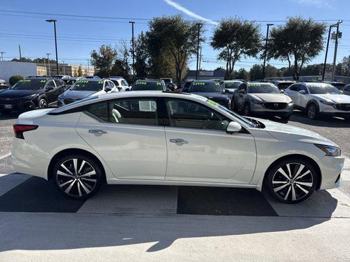 2022 Nissan Altima Platinum Intelligent AWD