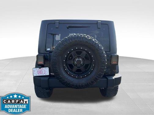 Black Clearcoat 2012 Jeep Wrangler Rubicon