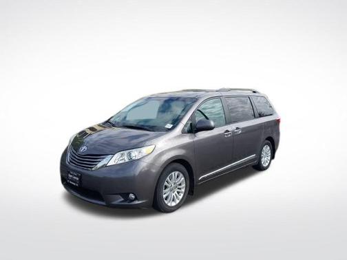 2017 Toyota Sienna XLE Premium