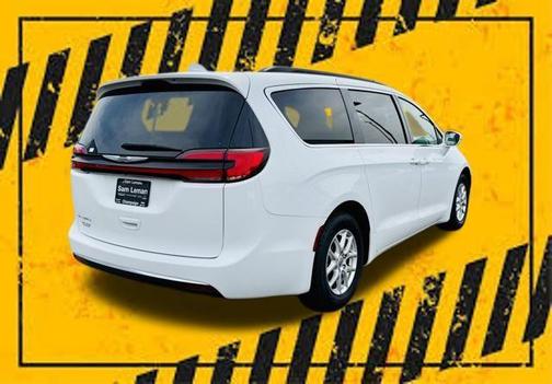 2022 Chrysler Pacifica Touring-L