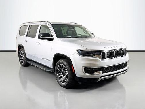 Silver Zynith 2023 Jeep Wagoneer Series II