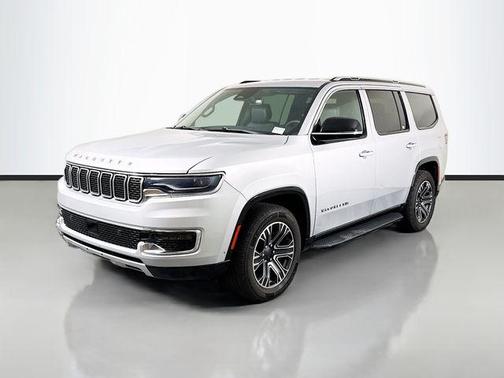 Silver Zynith 2023 Jeep Wagoneer Series II