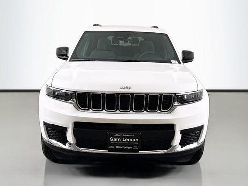 Bright White Clearcoat 2026 Jeep Grand Cherokee L Laredo