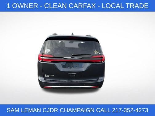 2021 Chrysler Pacifica Touring-L
