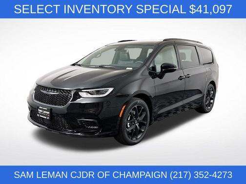 Diamond Black 2026 Chrysler Pacifica Select