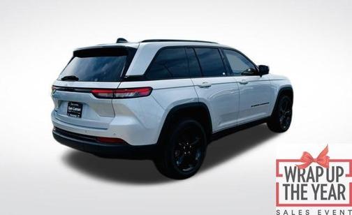 2022 Jeep Grand Cherokee Altitude